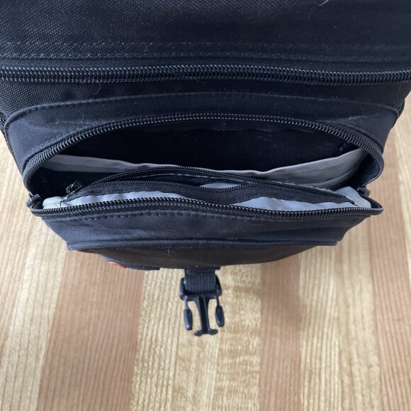 LOWEPRO Black NOVA 1 AW Shoulder Camera Bag | with Dividers Strap And Raincover - Picture 8 of 12